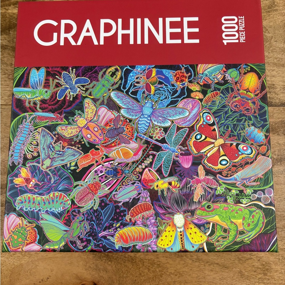 1000 Piece Colorful Insect Puzzle